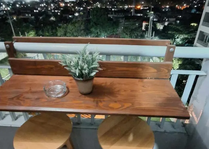 Apartment Stylish 1br With Wifi And Queen Size Bed In Grace Res