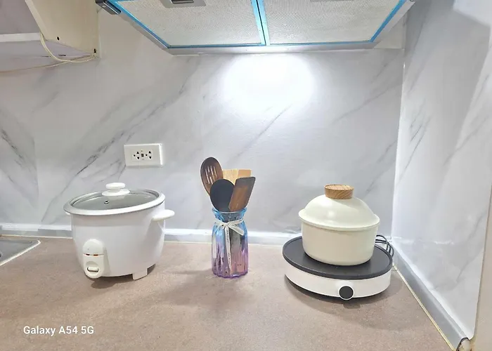 Stylish 1br With Wifi And Queen Size Bed In Grace Res Apartment